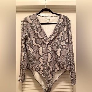 H&M Snake print Bodysuit